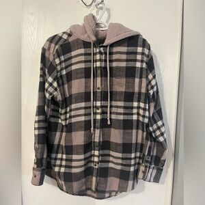 Amercian eagle size medium flannel